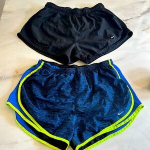 Set/2 NIKE DRI-FIT Women’s Athletic Shorts Size L
